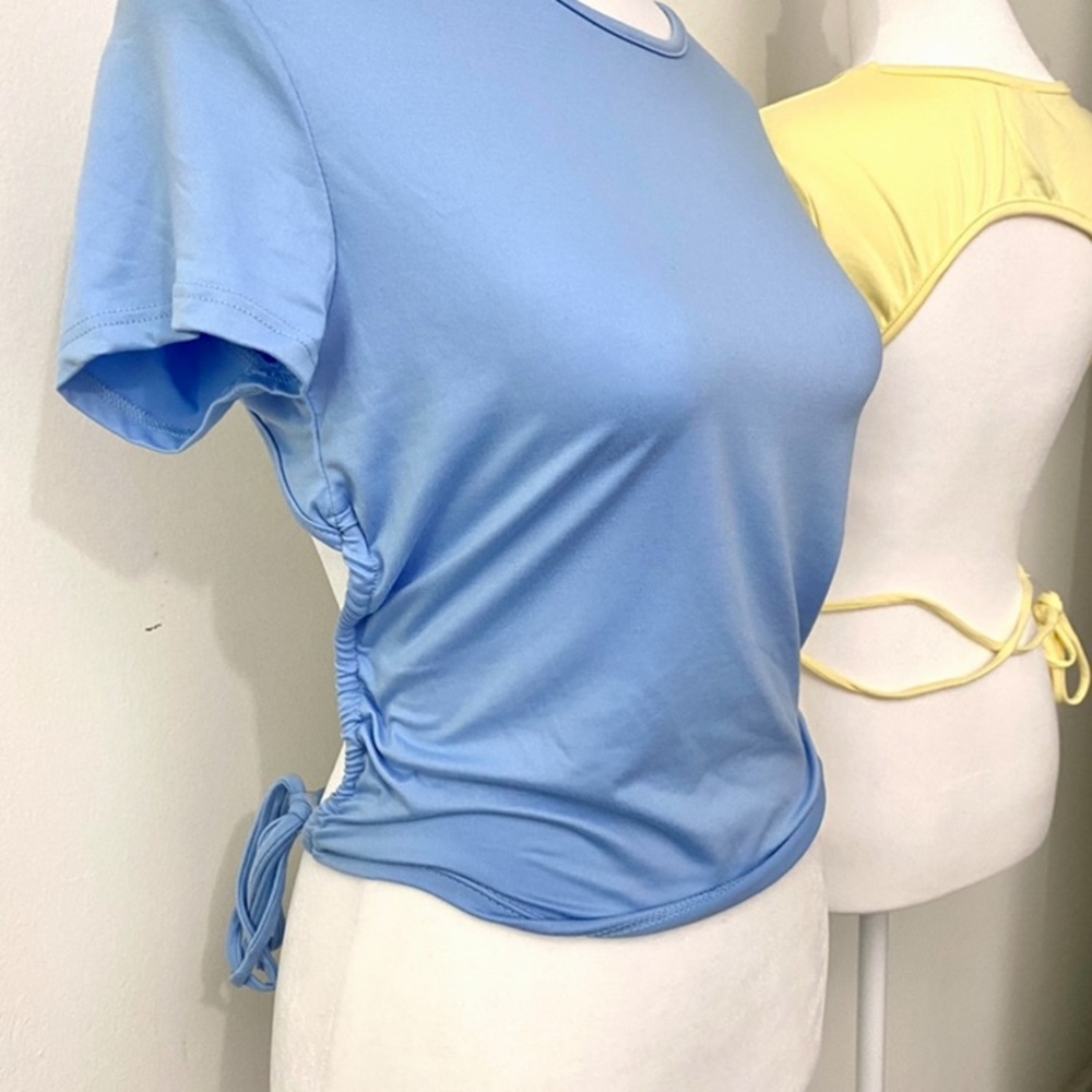 Crop Tshirt blouse bundle two open back - Picture 3 of 6
